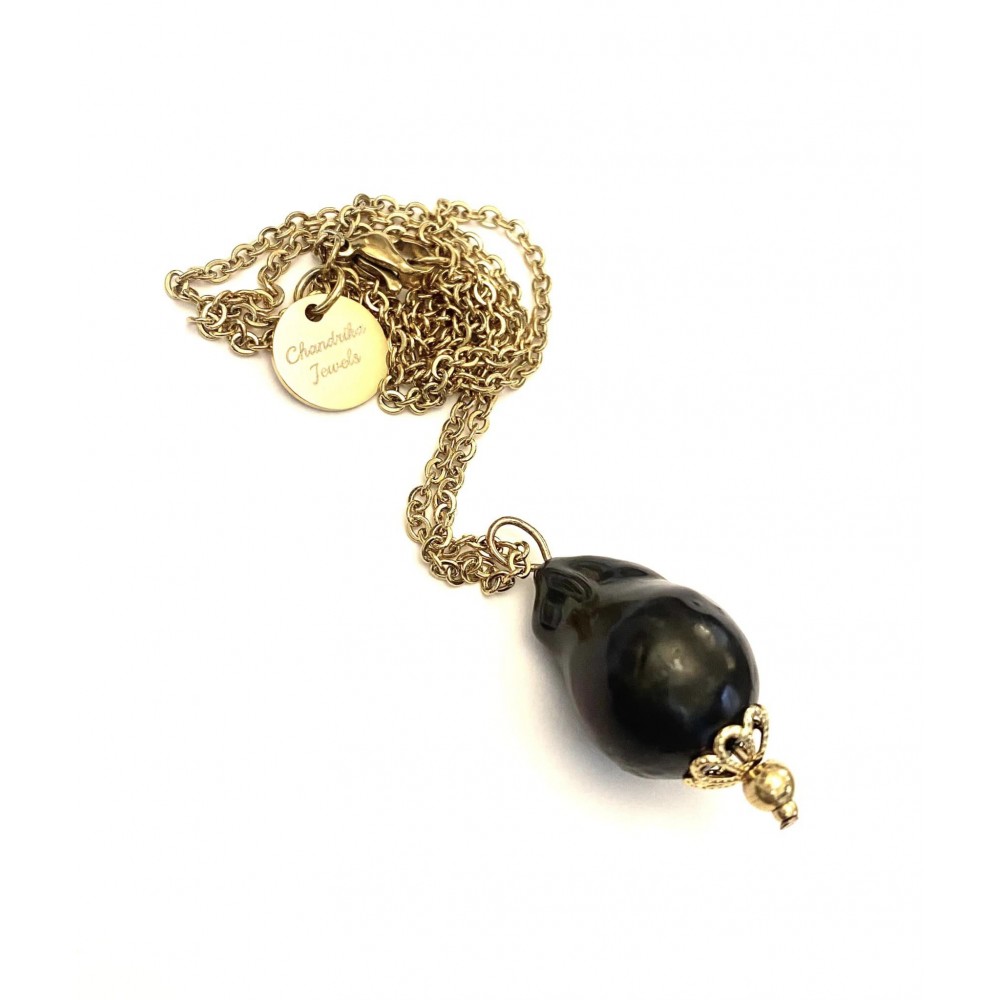 Baroque 2 cm black Pearl with steel chain/gold