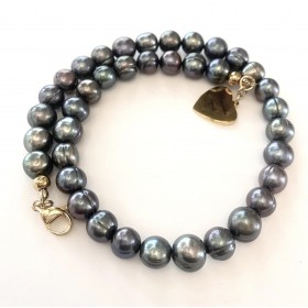 11 mm grey/green freshwater pearl chain. Steel/gold